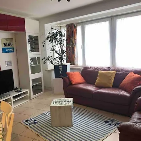 90m2 Op 70m Van Het Strand. 公寓