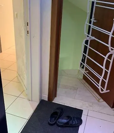 90m2 Op 70m Van Het Strand. Appartement